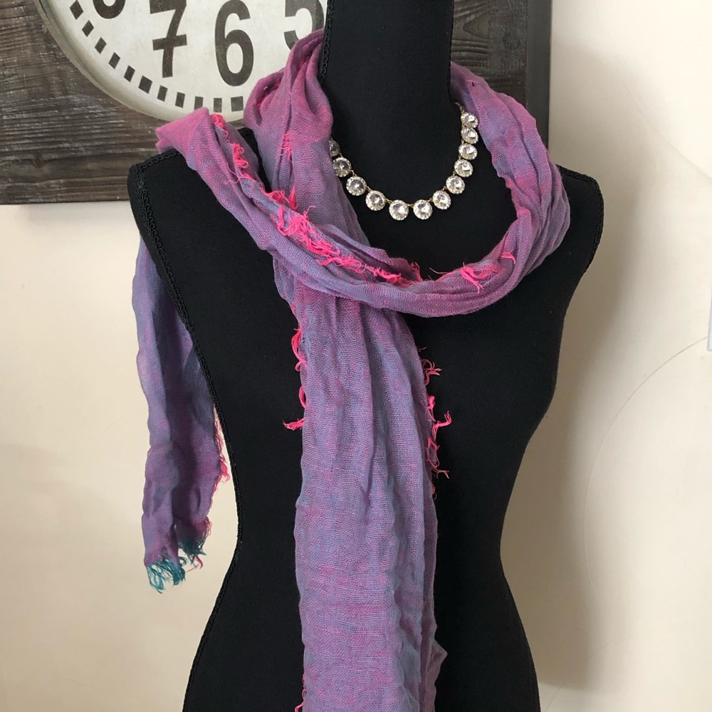 Express scarf
